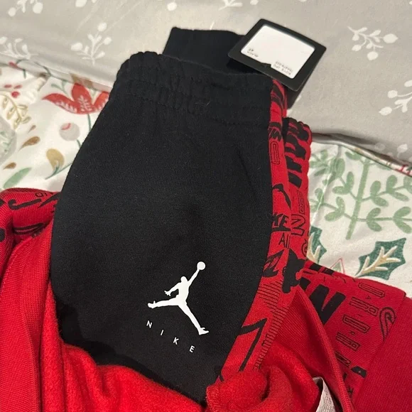 Nike Kids Air Jordan Set Red Graphic Hoodie and Sweatpants Size 4 - Picture 5 of 5